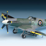 12484 Supermarine Spitfire Mk. XIVc - 1/72